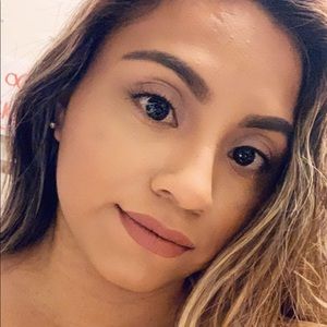 Meet your Posher, Yasmin